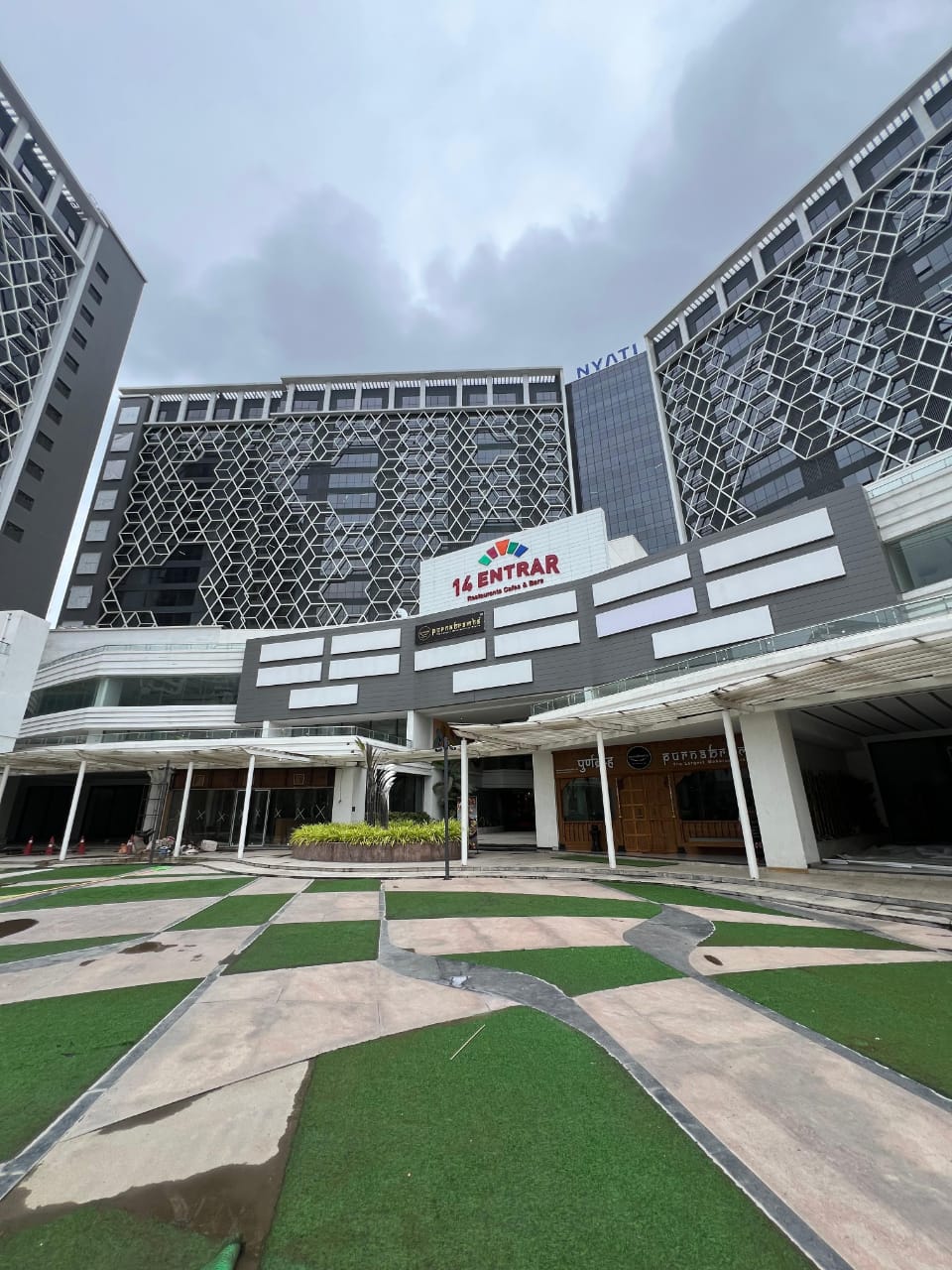 Commercial Showroom for Lease for F&B Brands - Image 1