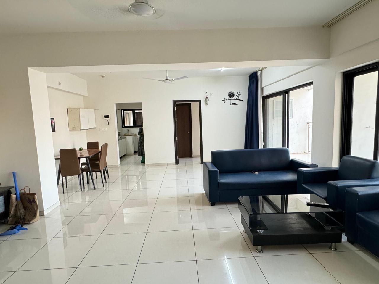 2.5 Bhk Apartment for Rent In Kharadi - Image 1