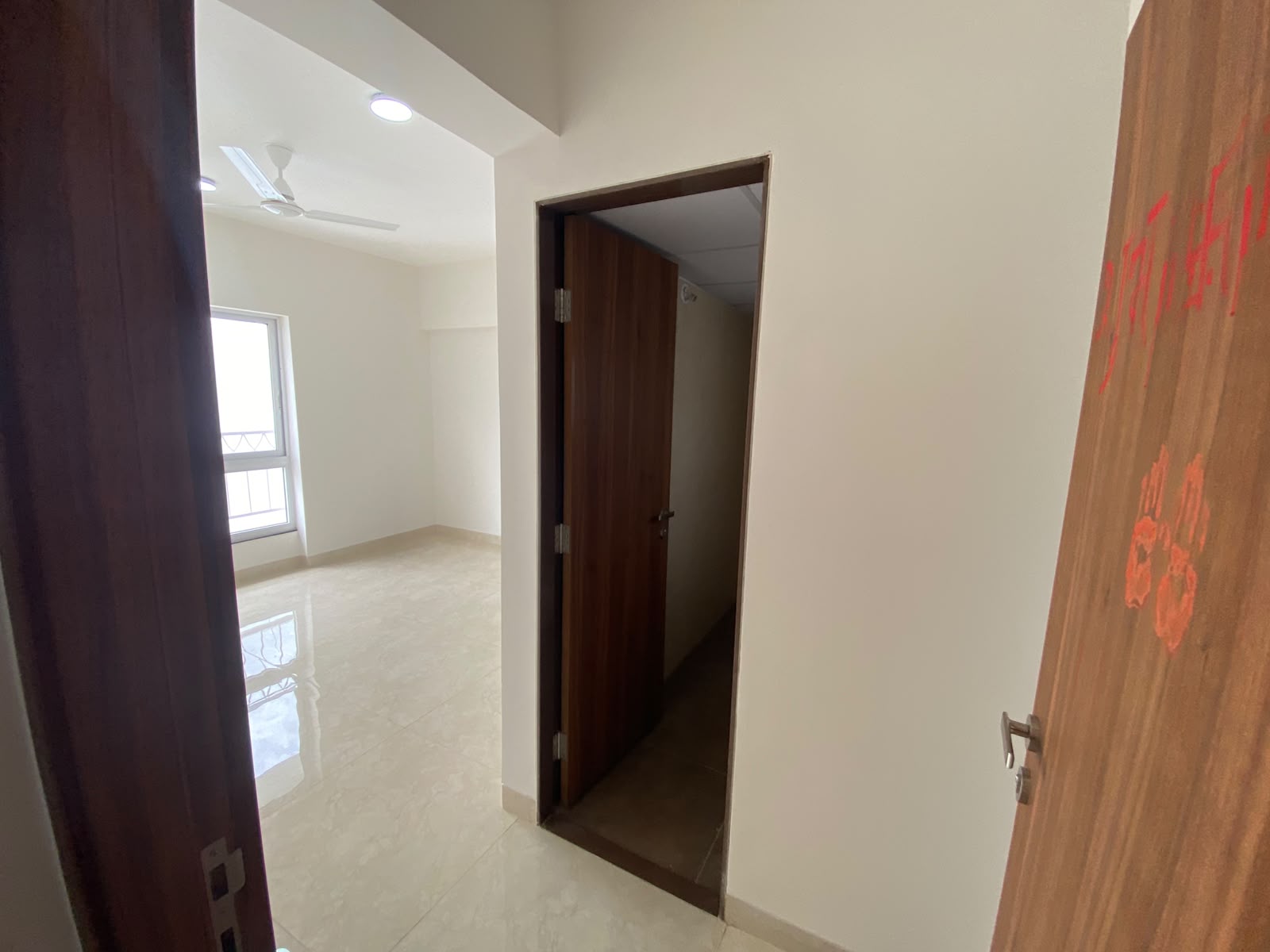 ๐จ 4 BHK SEMI FURNISHED BRAND NEW FLAT FOR RENT IN KHARADI ๐จ - Image 1